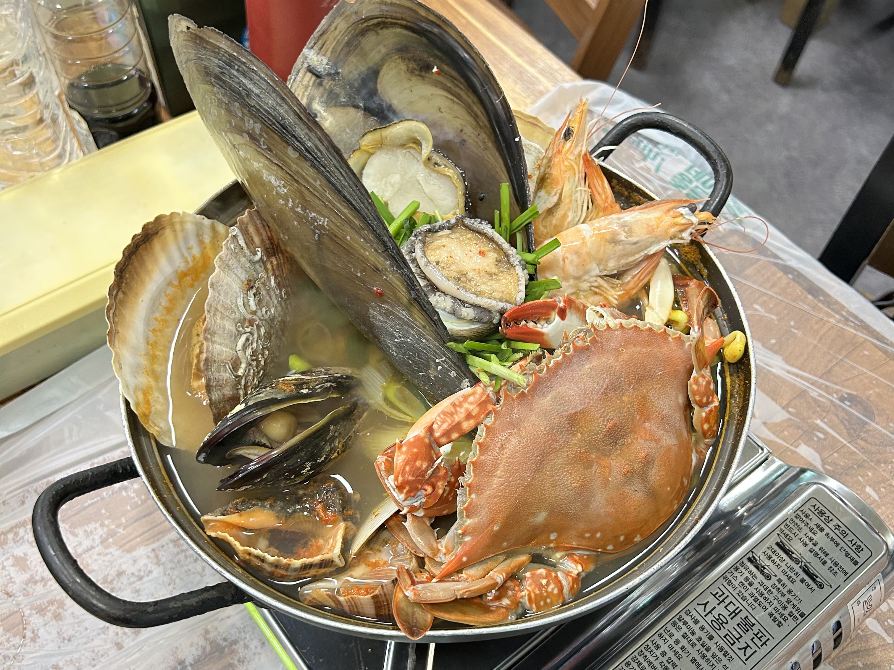 【2日目後編】チャルガチ市場で海鮮鍋とアワビを食べる｜母娘旅in韓国・釜山
